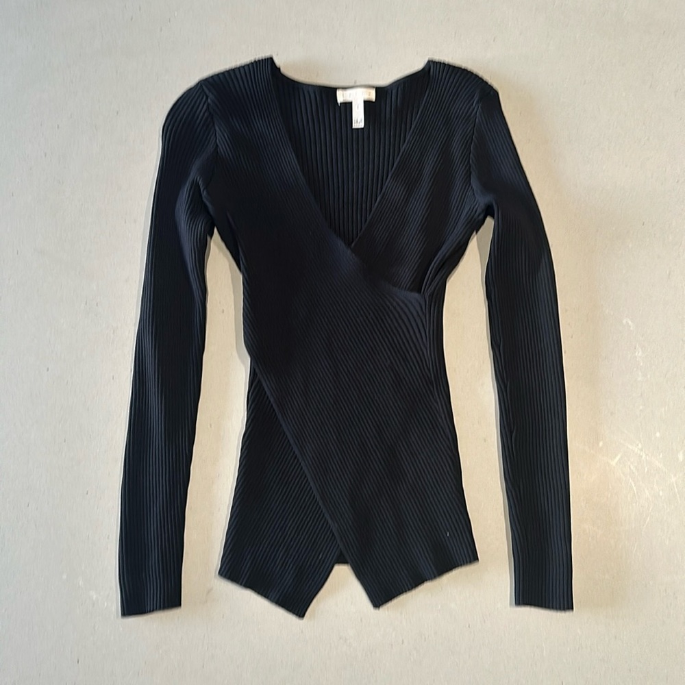 LONG SLEEVE CROSS TOP